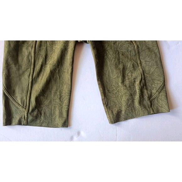 Lululemon Fast Free Biker Shorts High Rise Size 4 Women's Green Ice Wash - Picture 8 of 11